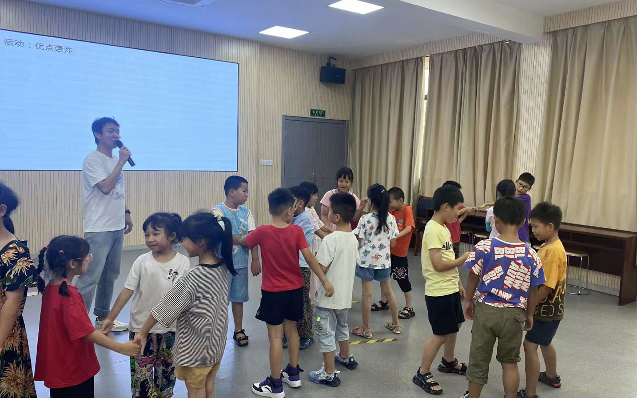 甘南龙观乡中心学校